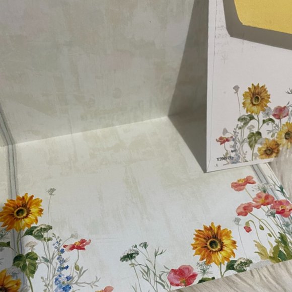 6 Assorted Greeting Cards Animals & Flowers  matching print envelopes - Picture 12 of 14